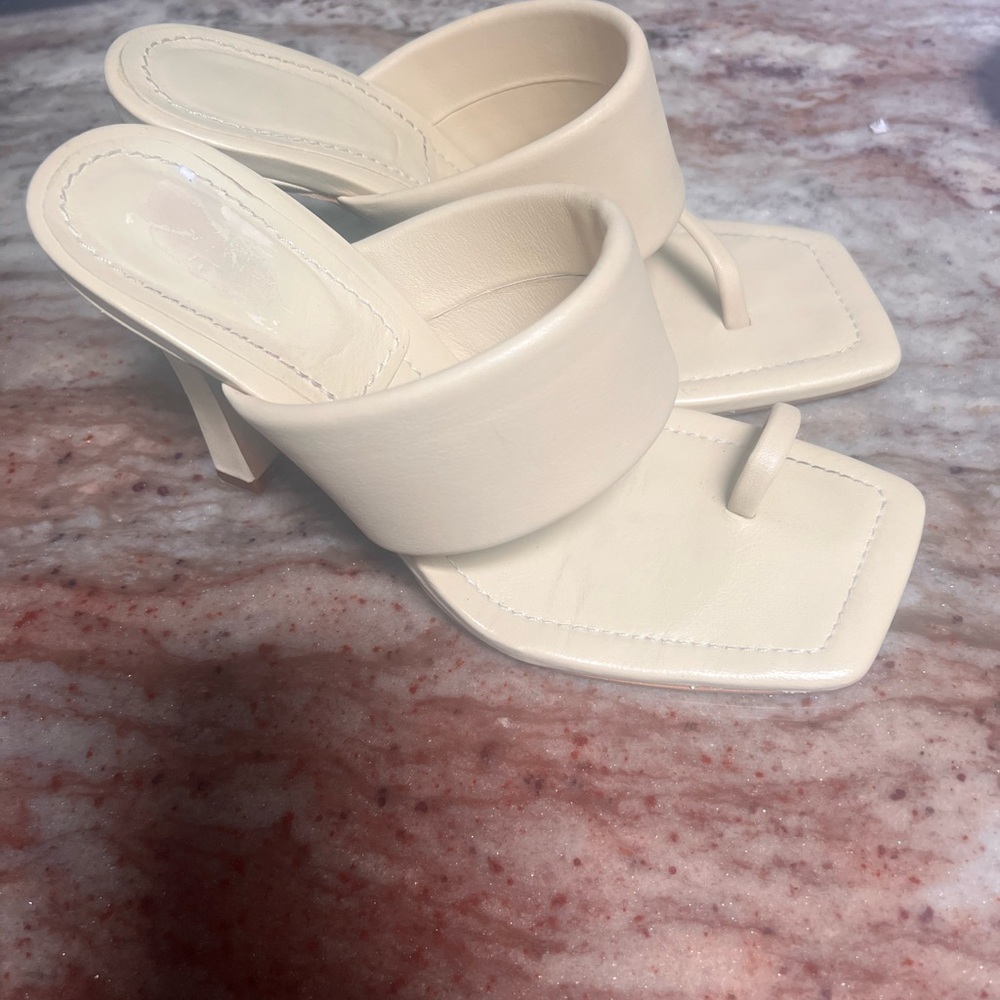 Zara Women Leather High Heel Sandals With Padded Straps Vanilla Yellow - Picture 3 of 8